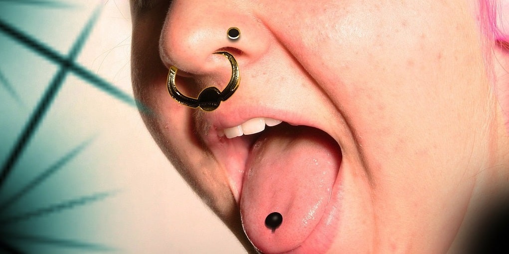 Comment se déroule un piercing au Labret ?